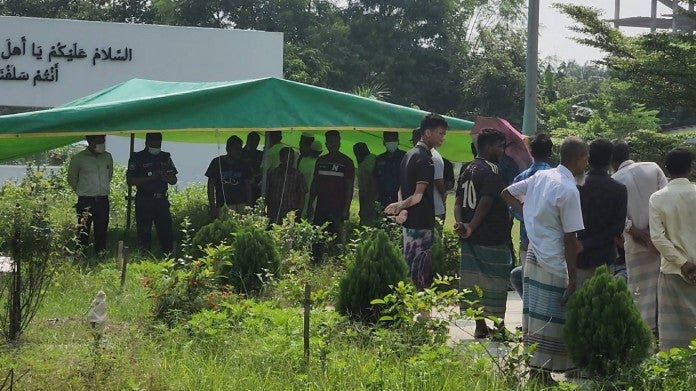 দাফনের ৮৩ দিন পর নিহত সজলের লাশ কবর থেকে উত্তোলন